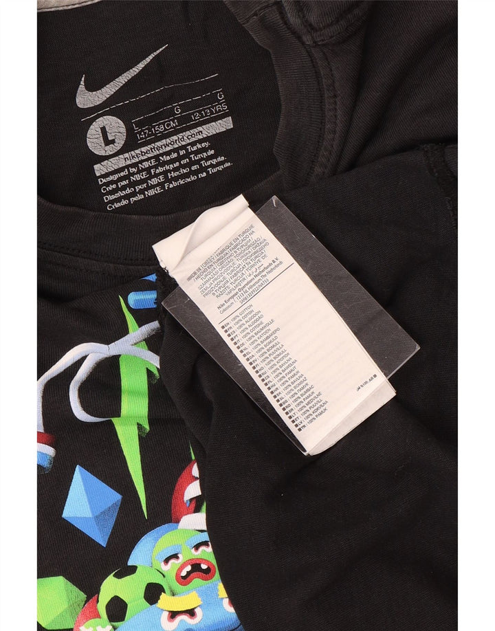Nike Boys Graphic T-Shirt Top 12-13 Years Large Crni Pamuk