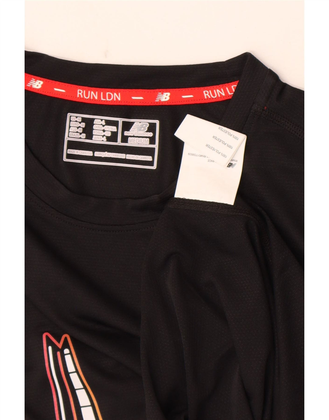New Balance muška majica kratkih rukava s grafičkim motivima Srednji crni poliester
