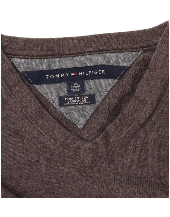 Tommy Hilfiger muški džemper s V-izrezom XS sivi pamuk