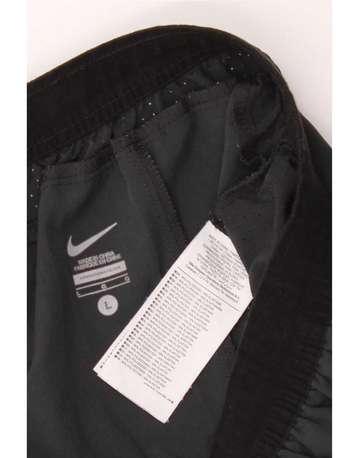 Nike muške sportske kratke hlače velike crne boje od poliestera