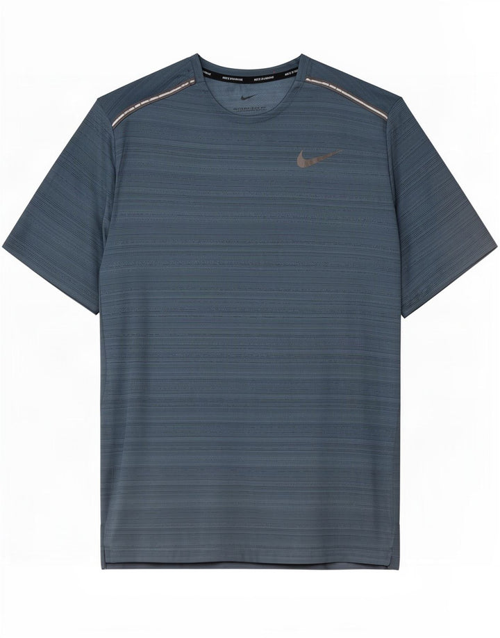 Nike Dri Fit majica s velikim plavim flekama od poliestera