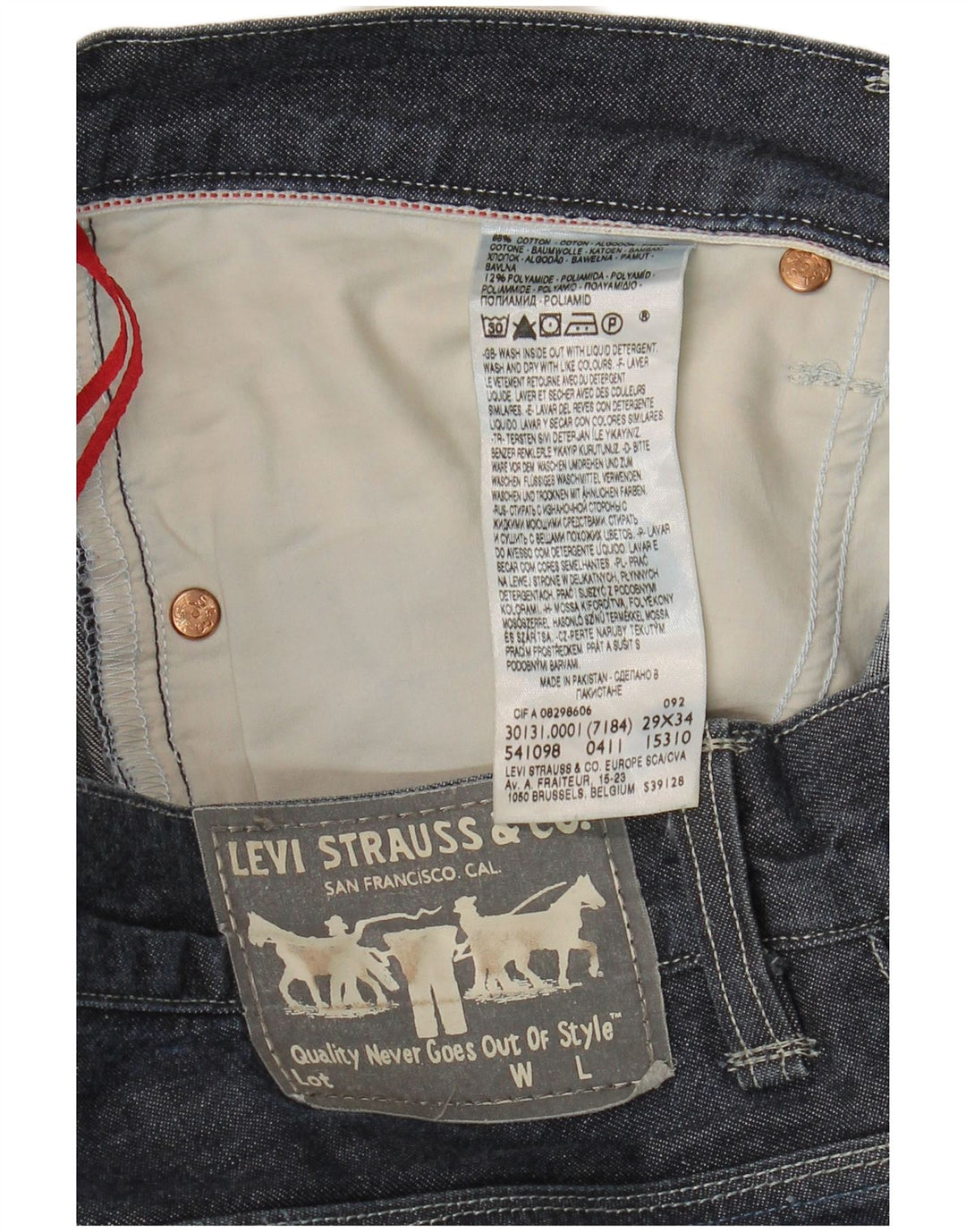 Levi's muške ravne traperice W29 L34 tamnoplavi pamuk