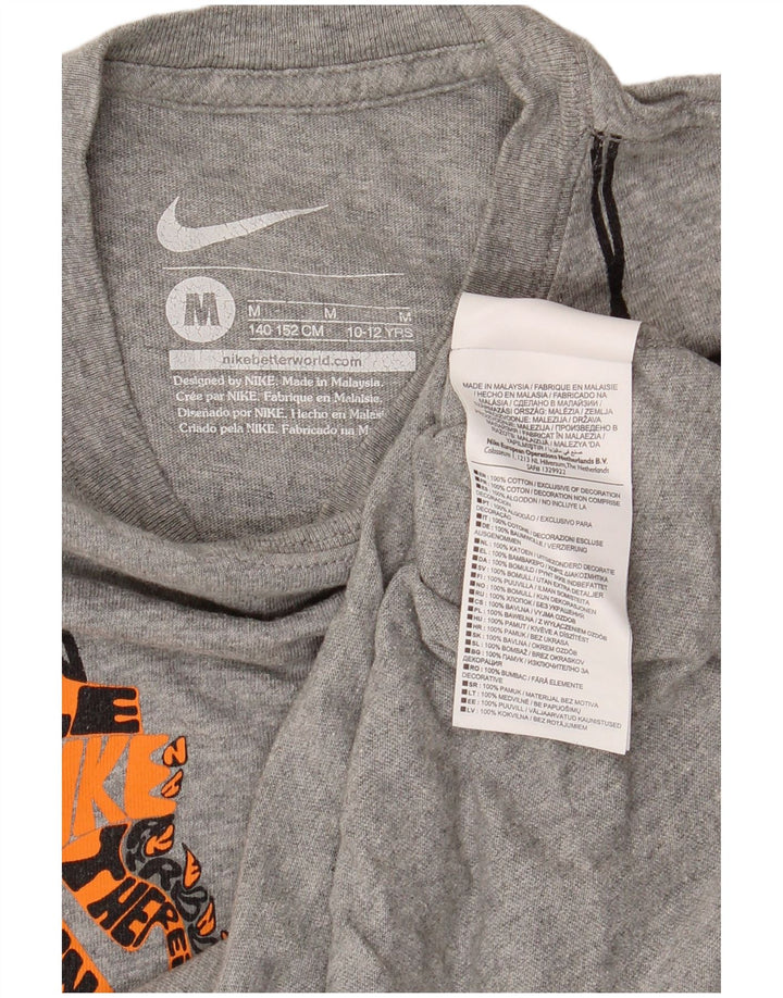 Nike Boys Graphic T-Shirt Top 10-11 Years srednje sivi pamuk