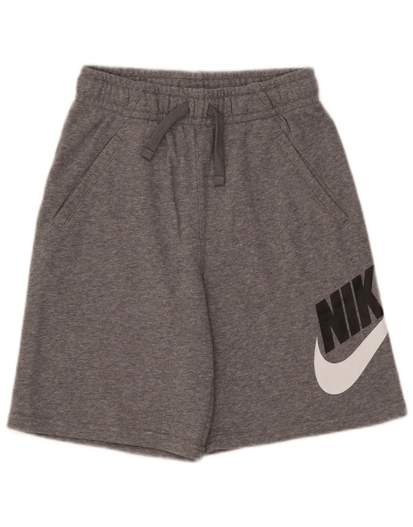 Nike Boys Standard Fit Graphic Sport Shorts 12-13 Years Large Grey Pamuk