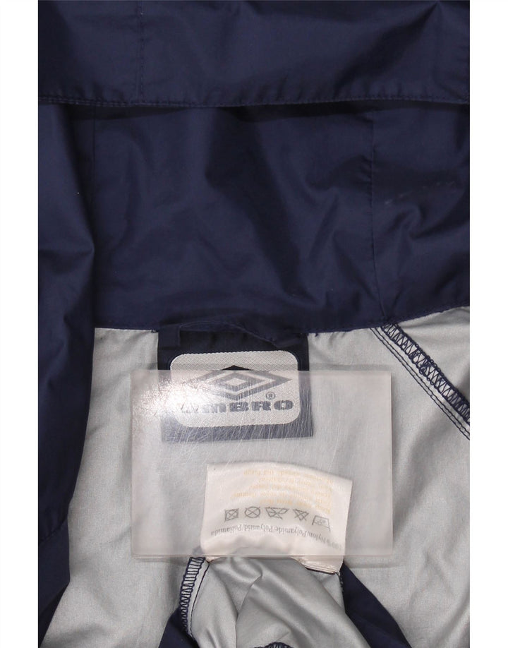 UMBRO muška kišna jakna s kapuljačom s grafičkim motivima UK 36 mala tamnoplava najlonska