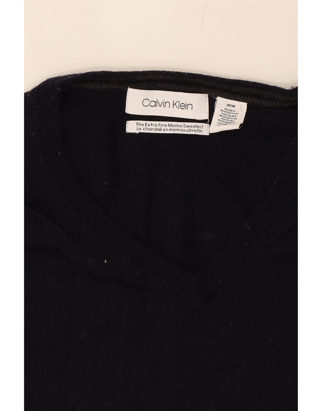 CALVIN KLEIN Mens V-Neck Jumper Sweater Medium Navy Blue Merino Wool Vintage Calvin Klein and Second-Hand Calvin Klein from Messina Hembry 