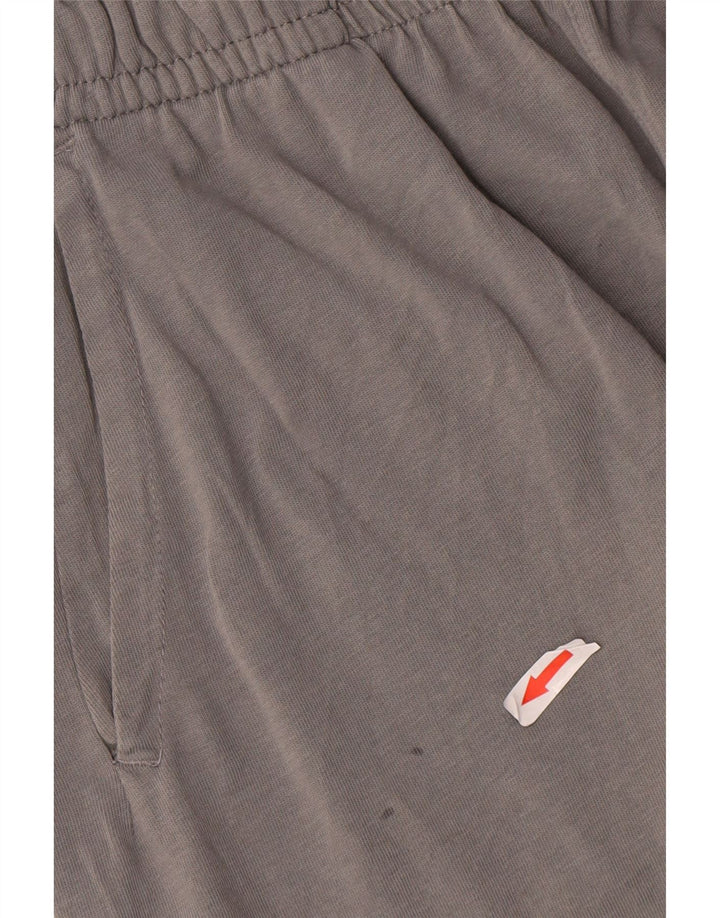 Nike muške sportske kratke hlače srednje sive boje od pamuka