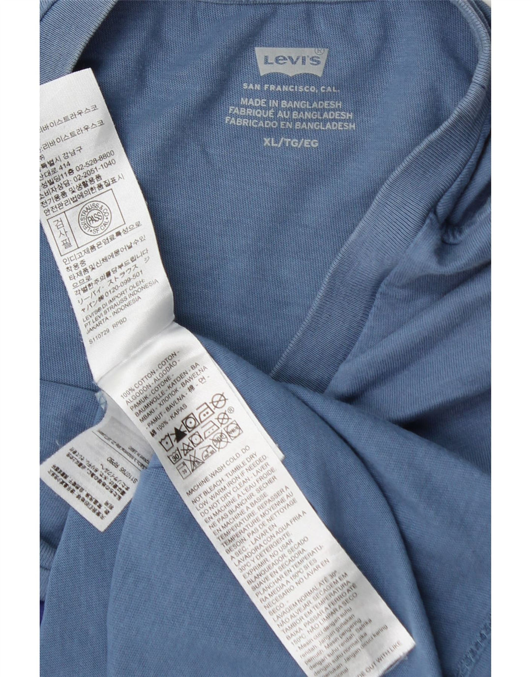 LEVI'S Mens Graphic T-Shirt Top XL Blue Cotton Vintage Levi's and Second-Hand Levi's from Messina Hembry 