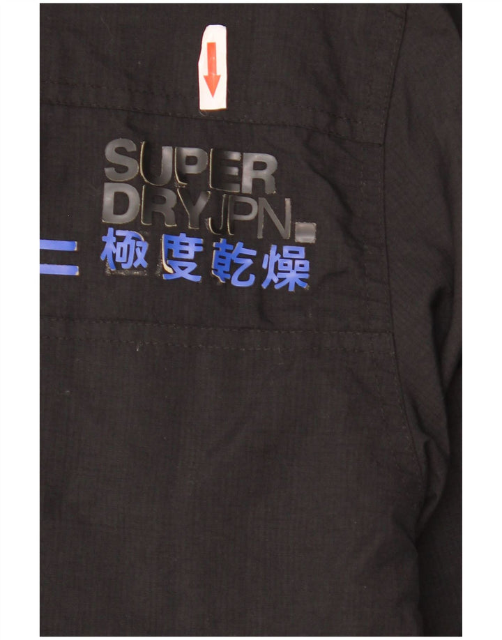 SUPERDRY Muška kišna jakna The Wind Attacker Graphic UK 44 2XL crni najlon