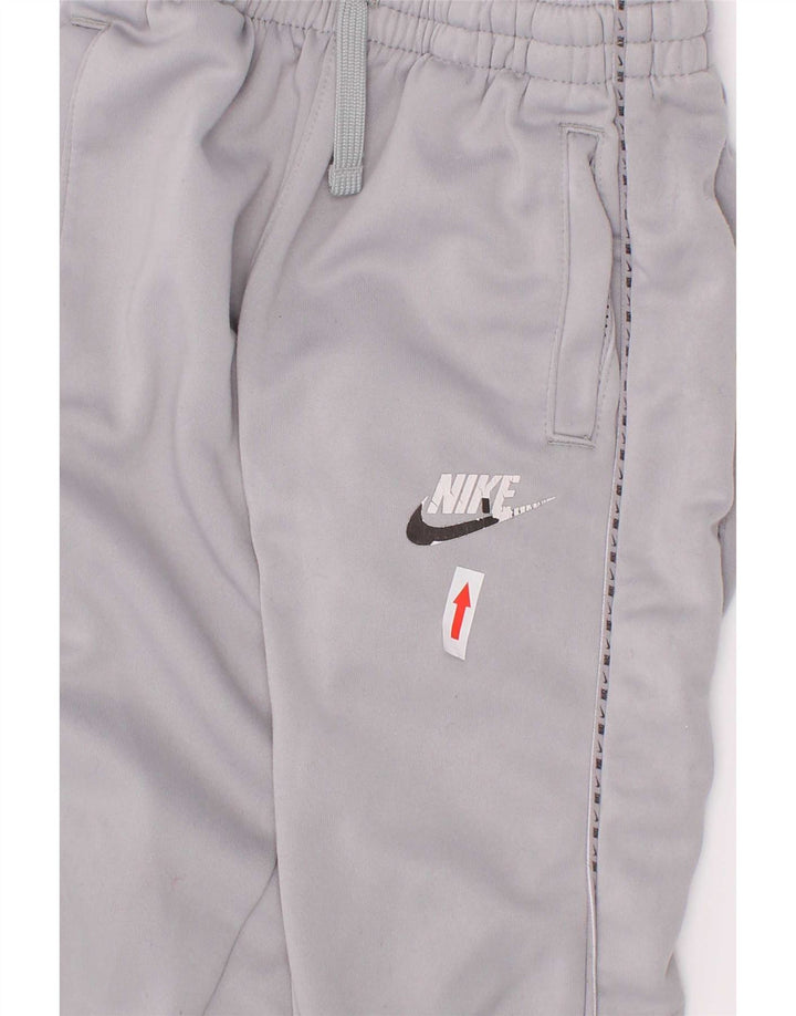 Nike Boys Graphic Trenirka Hlače Joggers 4-5 Years Small Grey Poliester