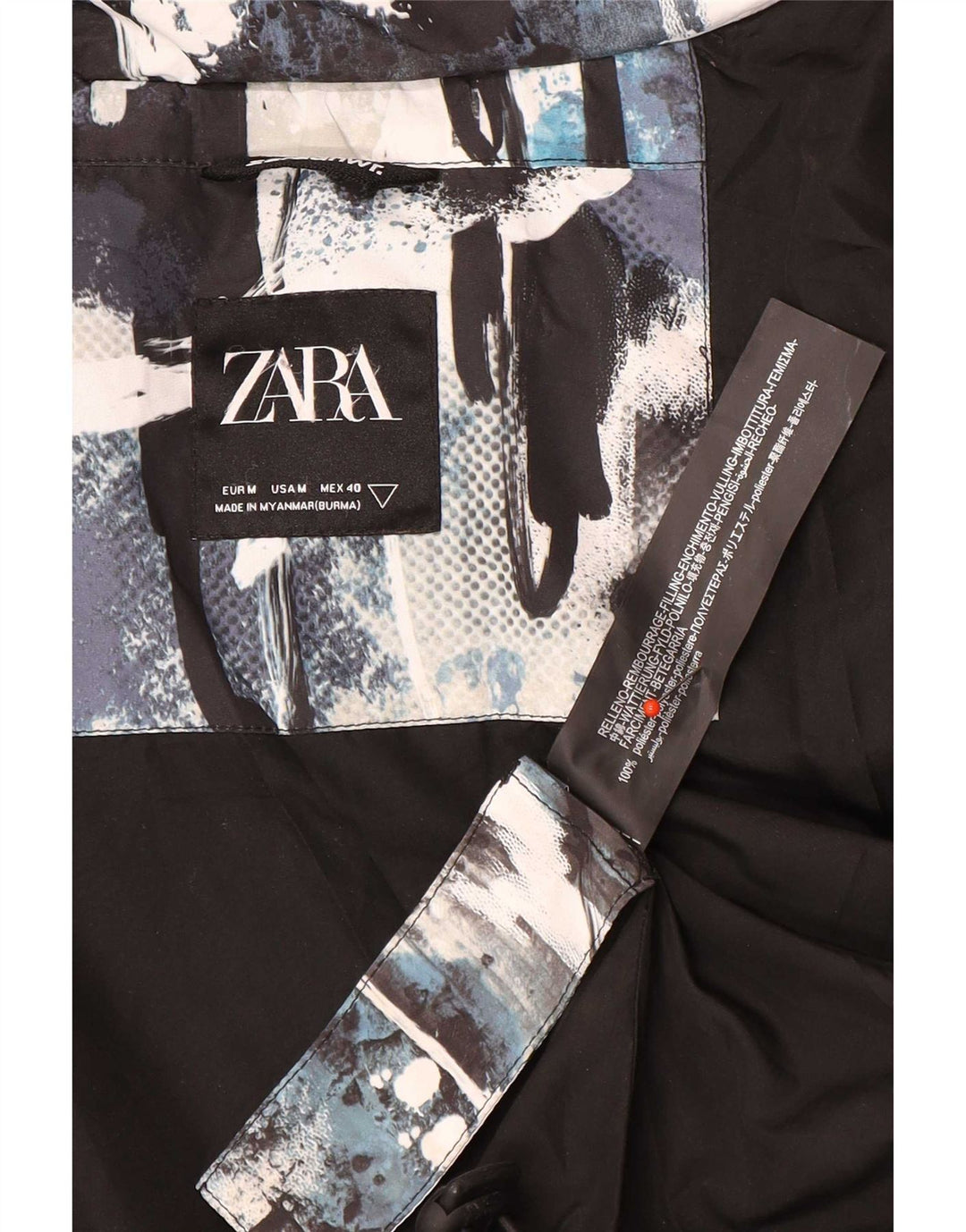 Zara muška podstavljena jakna s kapuljačom UK 38 srednje višebojna kamuflažna boja