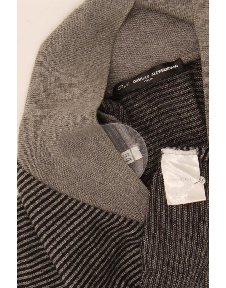 Daniele Alessandrini muški džemper s V-izrezom IT 54 XL siva na pruge