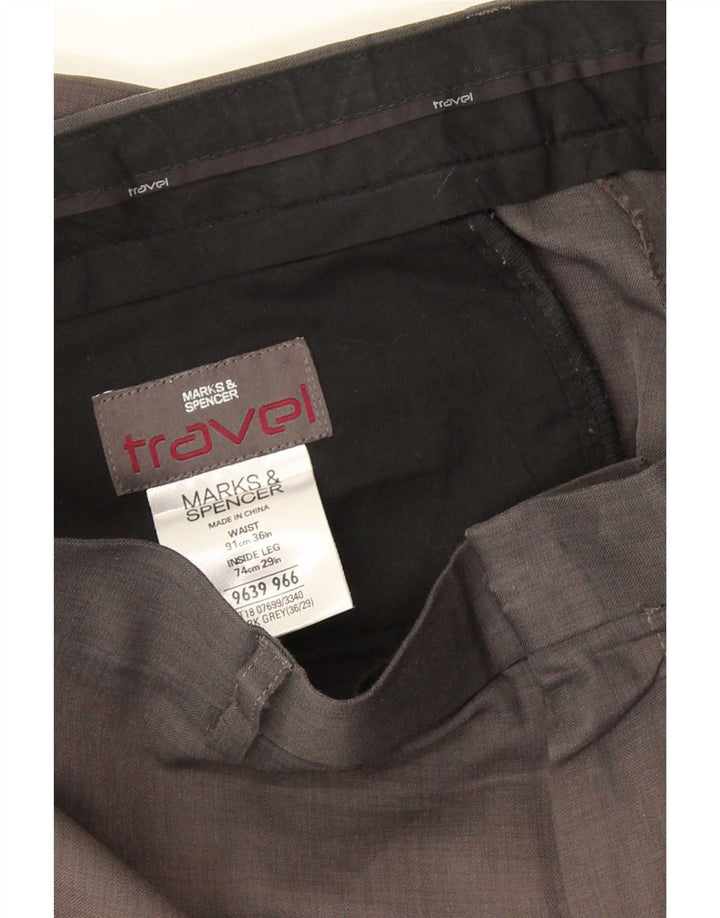 Marks & Spencer muške ravne chino hlače W36 L29 sivi poliester