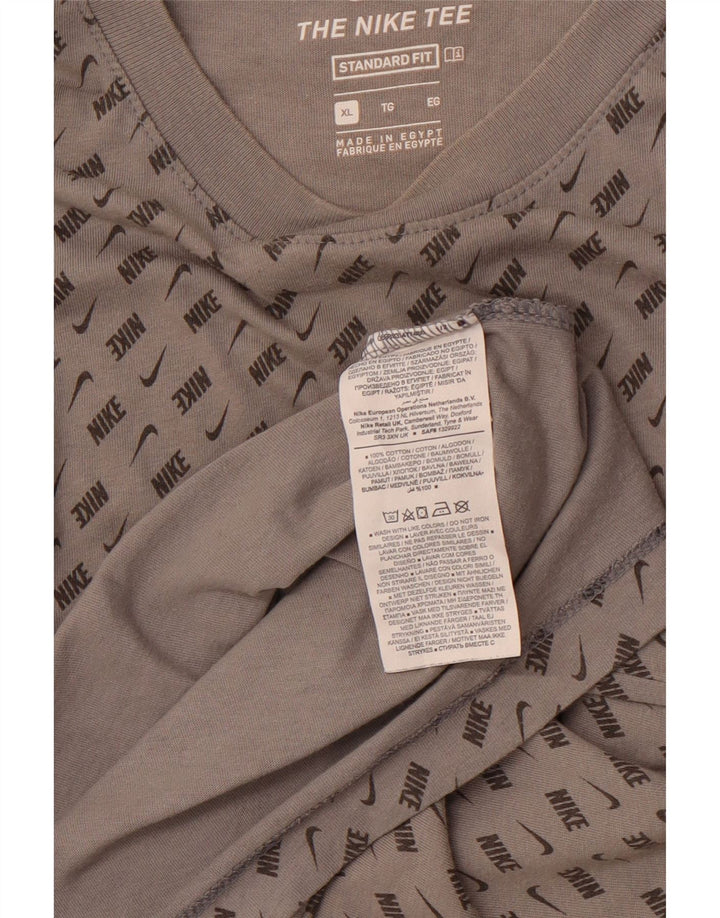 NIKE Muška majica kratkih rukava standardnog kroja XL siva, pamuk u blokovima boja