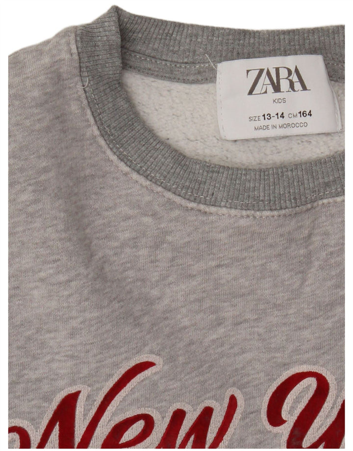 Zara Boys Graphic Sweatshirt Džemper 13-14 godina sivi
