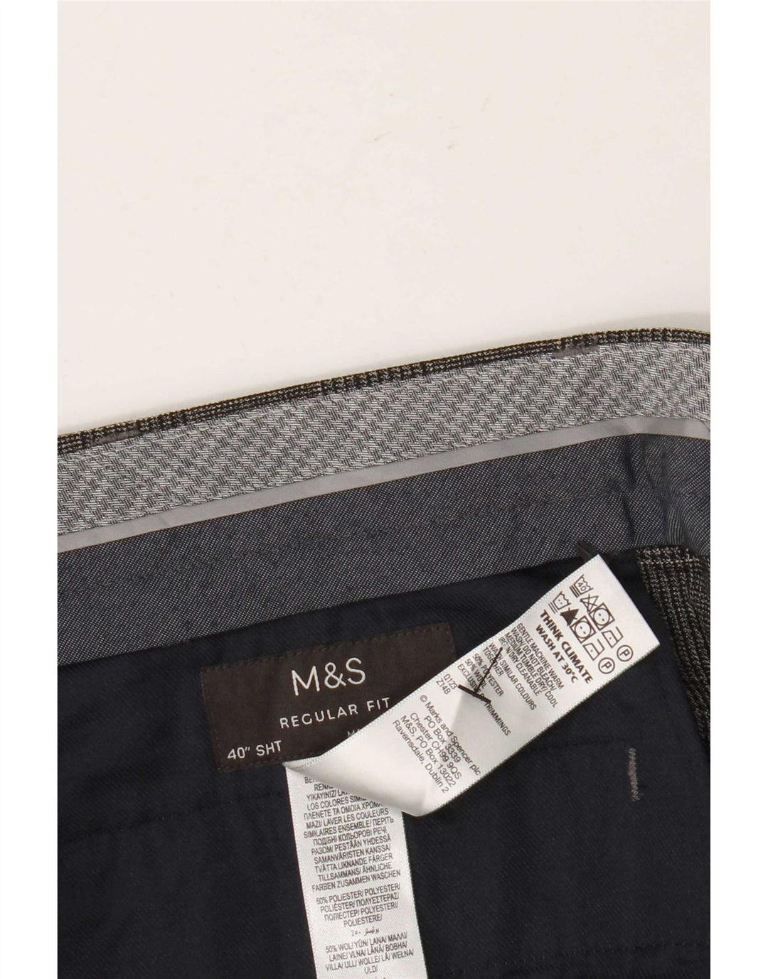 Marks & Spencer muške ravne hlače standardnog kroja W40 L29 sive karirane