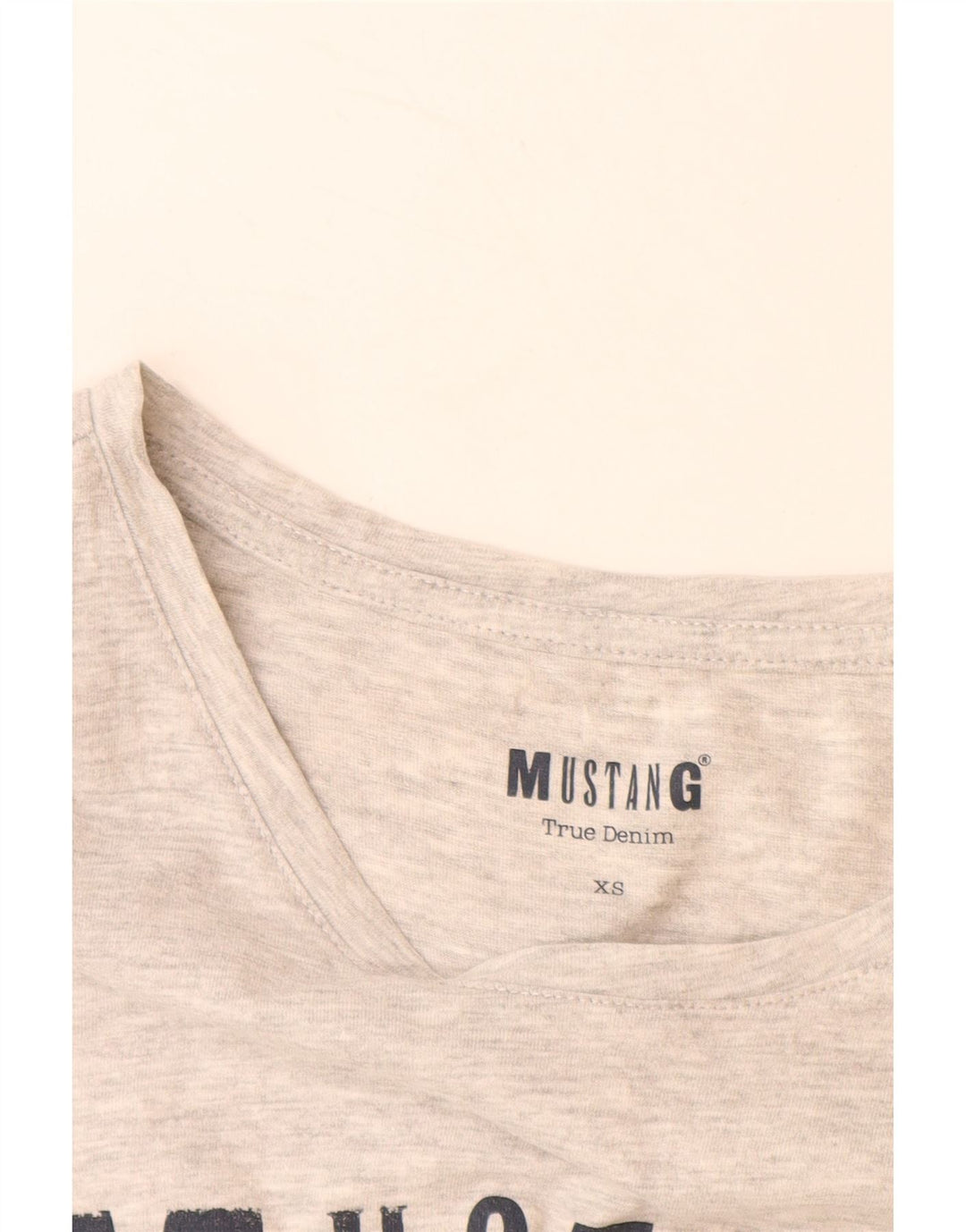 MUSTANG Ženska majica kratkih rukava s grafičkim motivima UK 6 XS Grey Flected