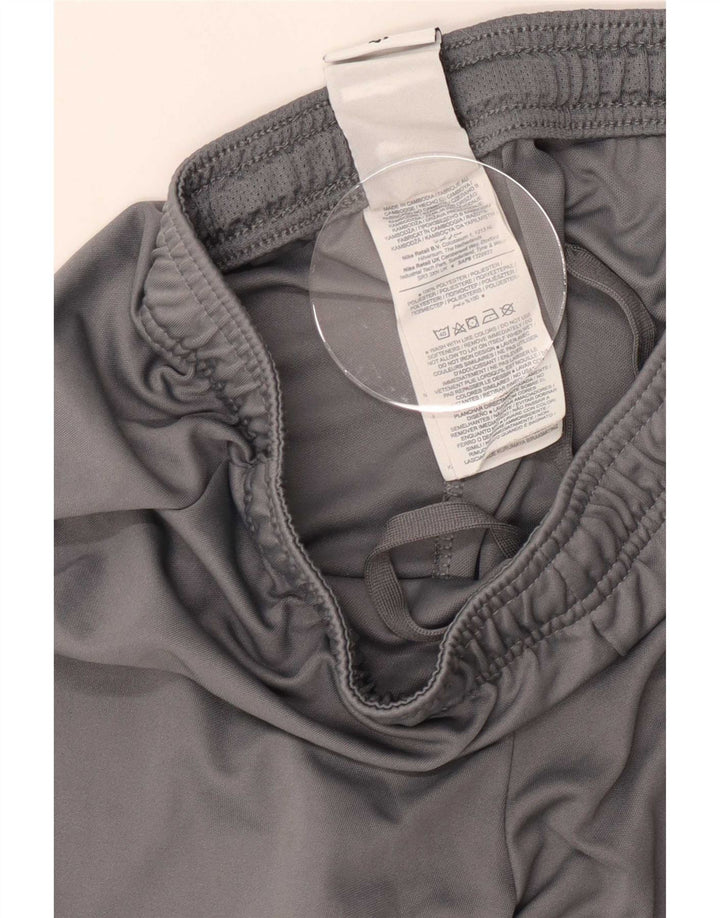 Nike muške Dri Fit uske sportske kratke hlače male sive boje od poliestera