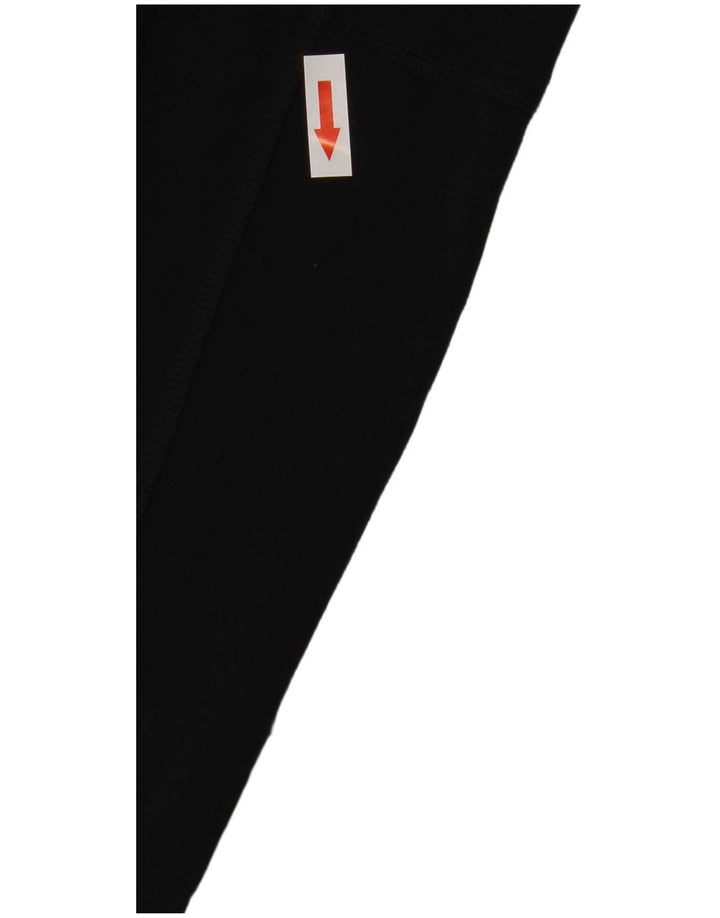 Nike Dri Fit majica s izrezom i srednjim gornjim dijelom trenirke od crnog poliestera