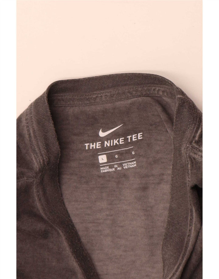 Nike muška velika siva majica s grafičkim motivima