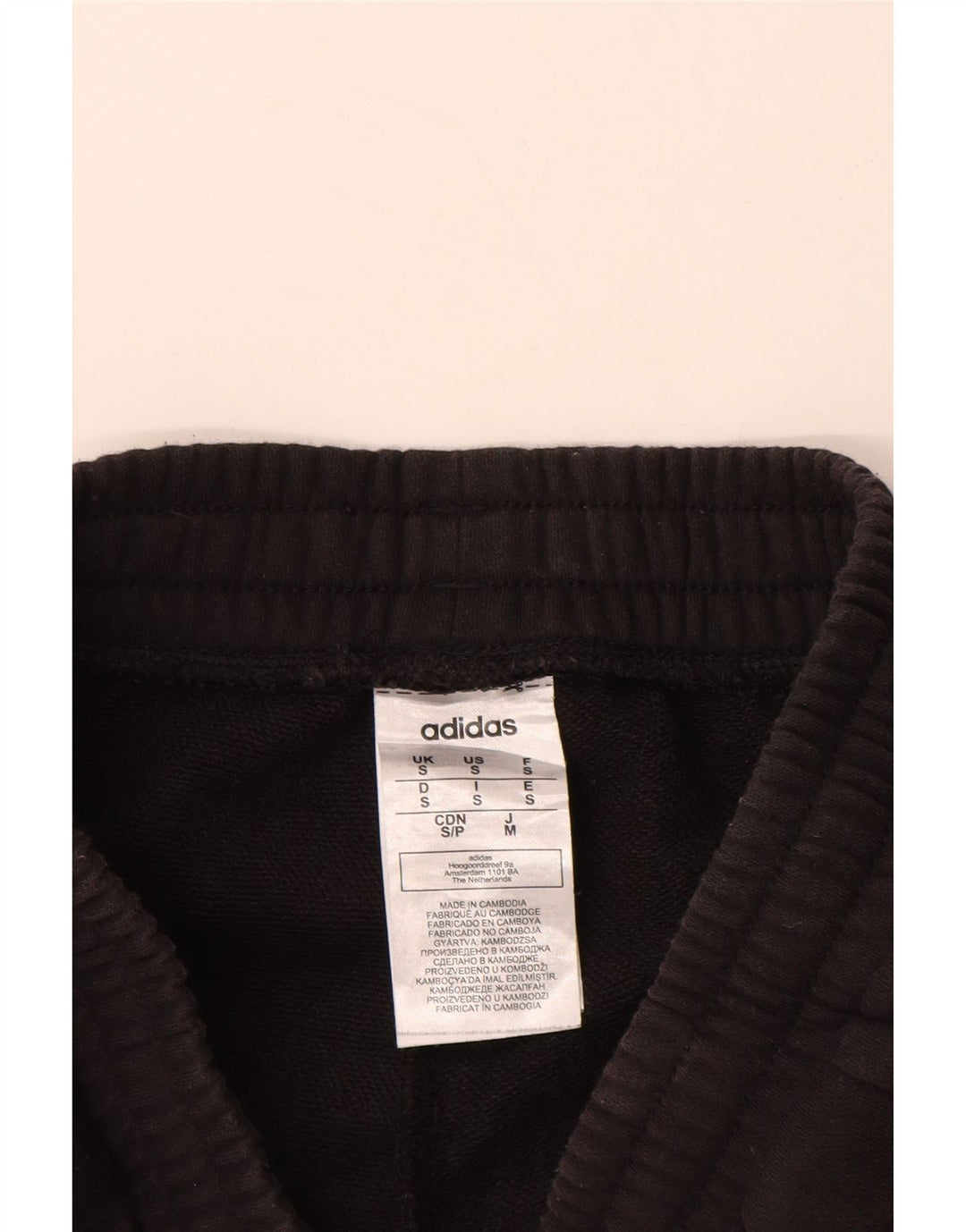 ADIDAS muške trenirke s grafičkim motivima, male crne pamučne hlače