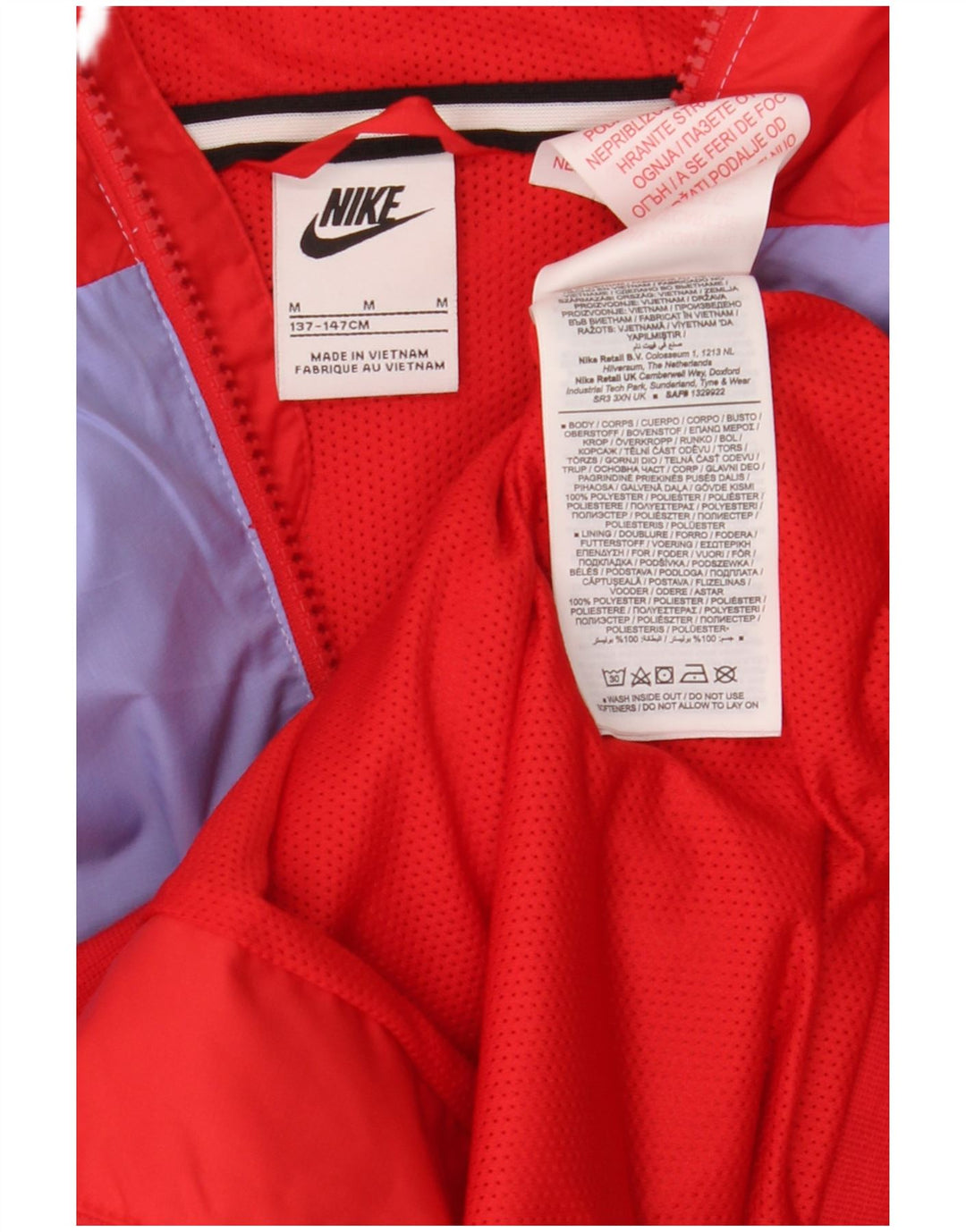 Kišna jakna s kapuljačom Nike za dječake 10-11 godina, poliester srednje crvene boje