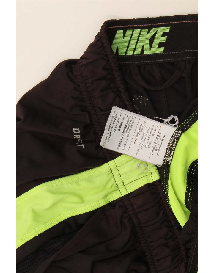 Nike muške Dri Fit sportske kratke hlače velike crne boje od poliestera
