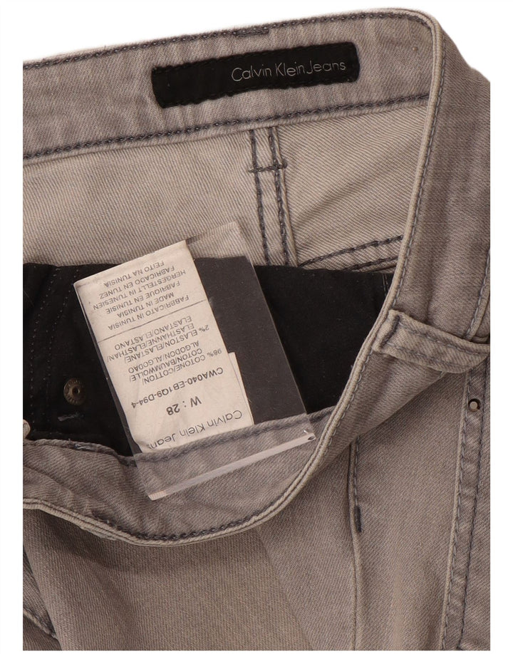CALVIN KLEIN Ženske ravne traperice W28 L33 Sivi pamuk