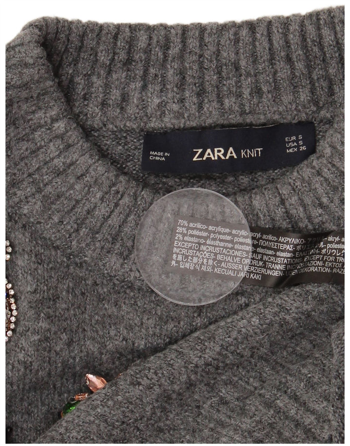Zara ženski džemper s okruglim izrezom s velikim grafičkim detaljima UK 10 Small Gray