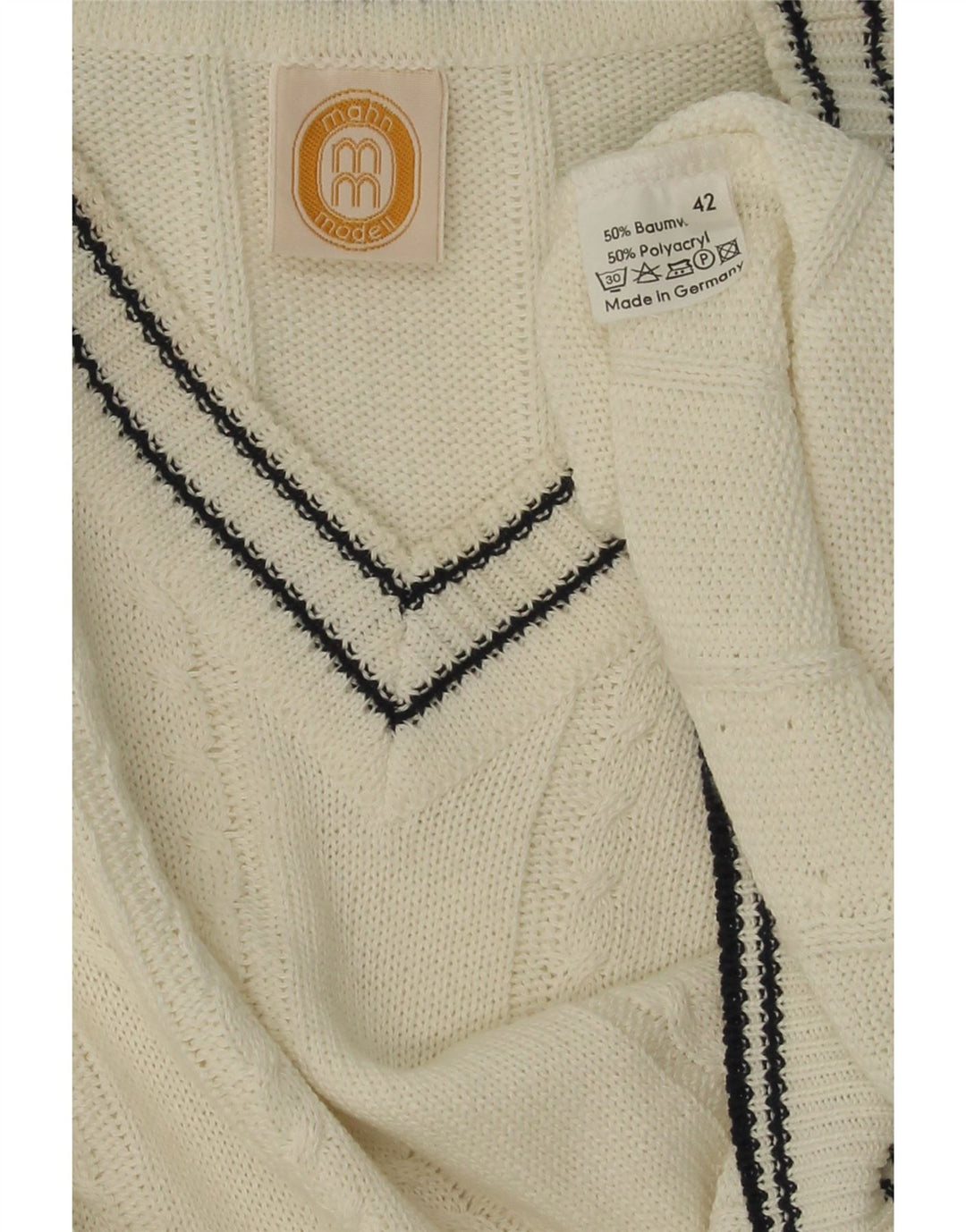 VINTAGE Womens V-Neck Jumper Sweater EU 42 Large White Polyacrylic Vintage Vintage and Second-Hand Vintage from Messina Hembry 