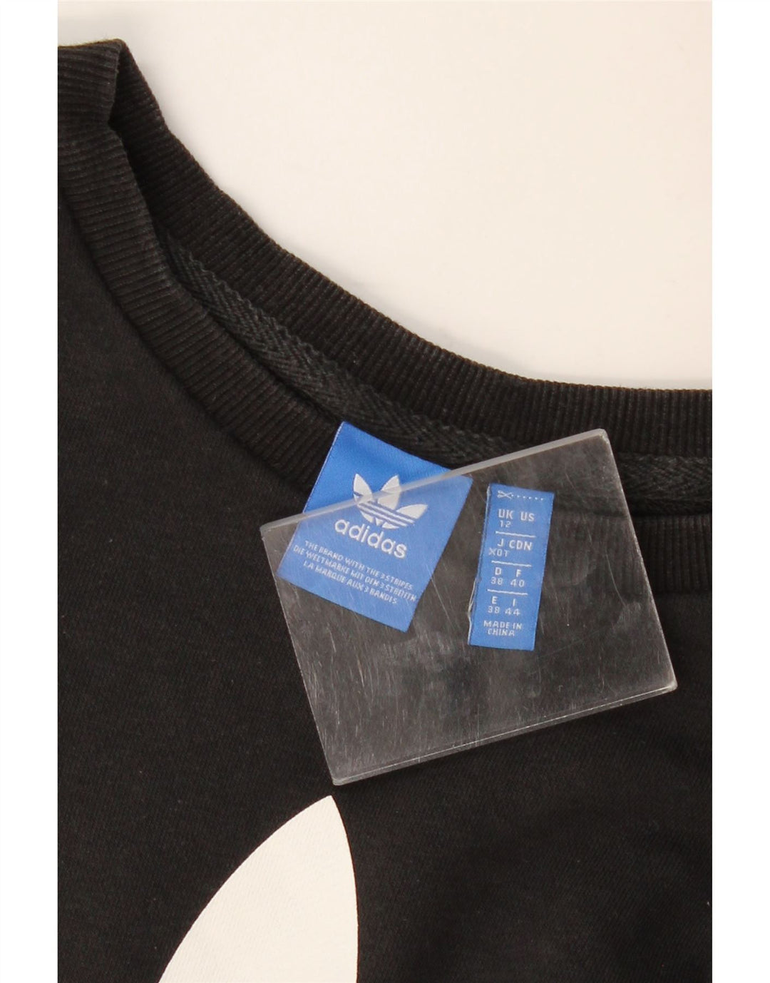 Adidas ženski džemper s grafičkim motivima UK 12 srednje crne boje