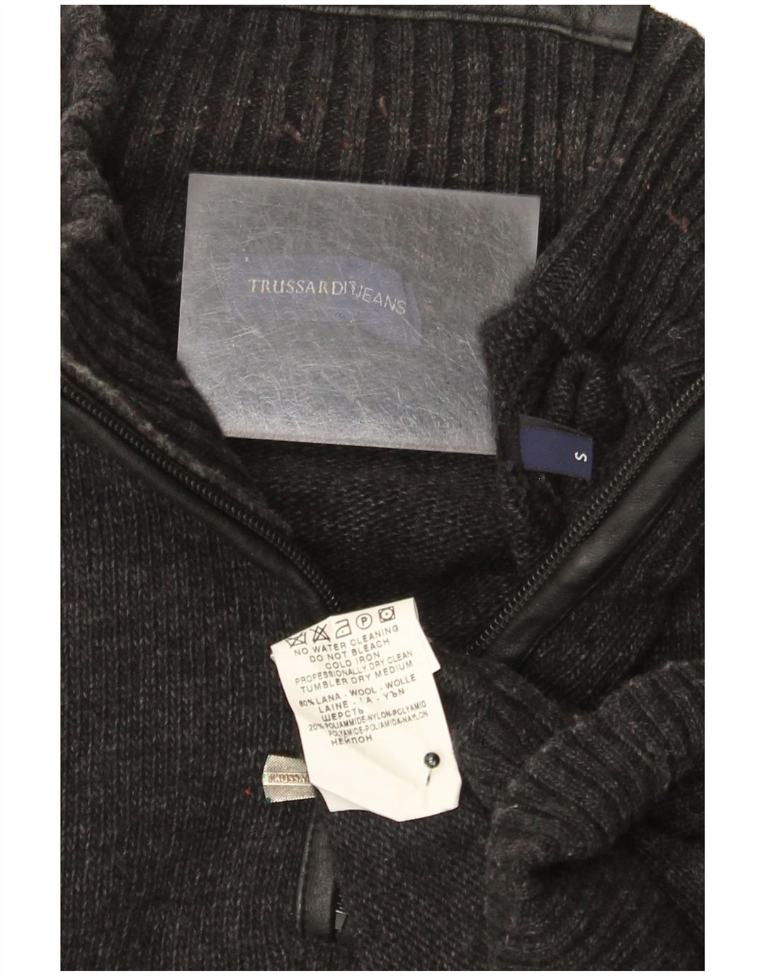 Trussardi Jeans muški džemper s izrezom i malim sivim vunenim džemperom