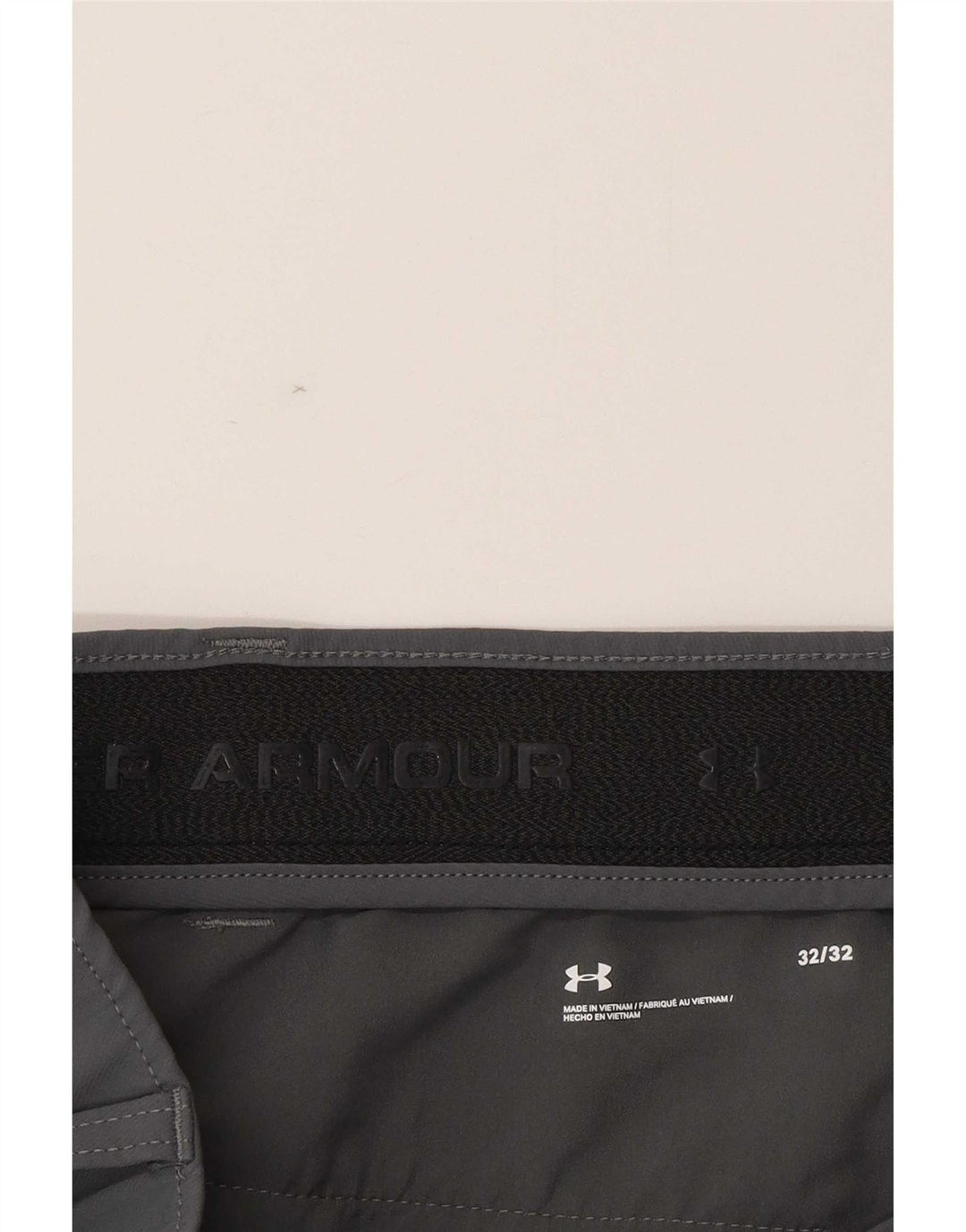 Under Armour muške ravne chino hlače W32 L32 sivi poliamid