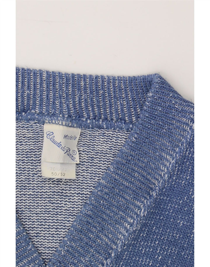 CLAUDE DE PIERRE Mens V-Neck Jumper Sweater IT 50/52 Medium Blue Chevron Vintage Claude De Pierre and Second-Hand Claude De Pierre from Messina Hembry 