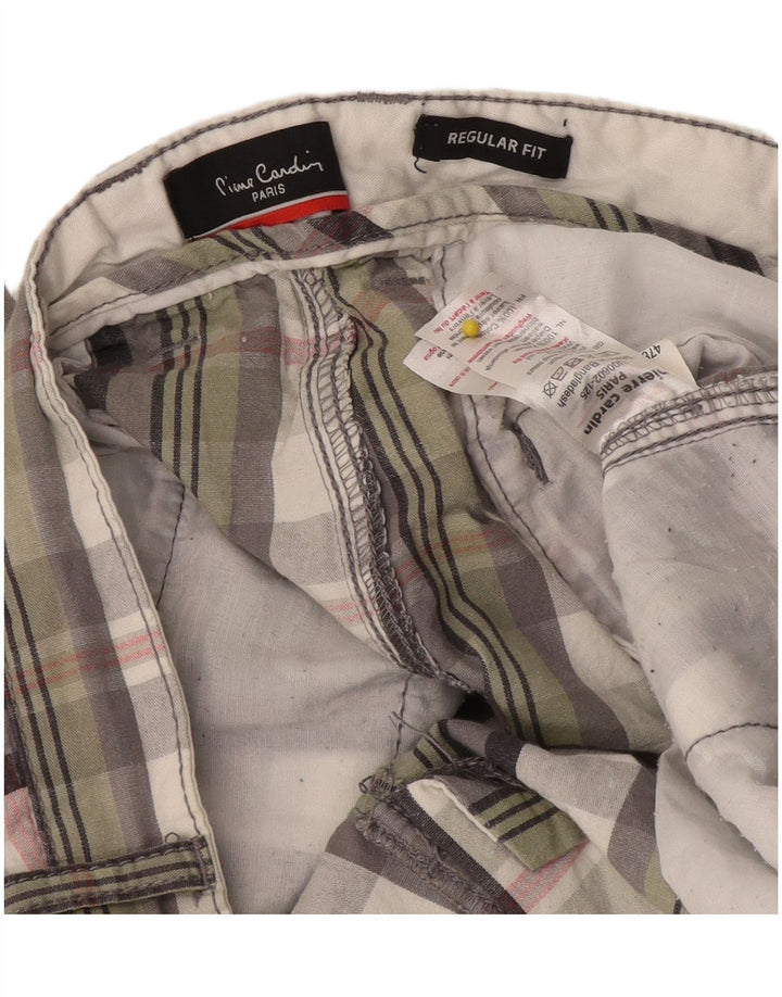 Pierre Cardin muške kratke chino hlače standardnog kroja W34, veliki šareni karo