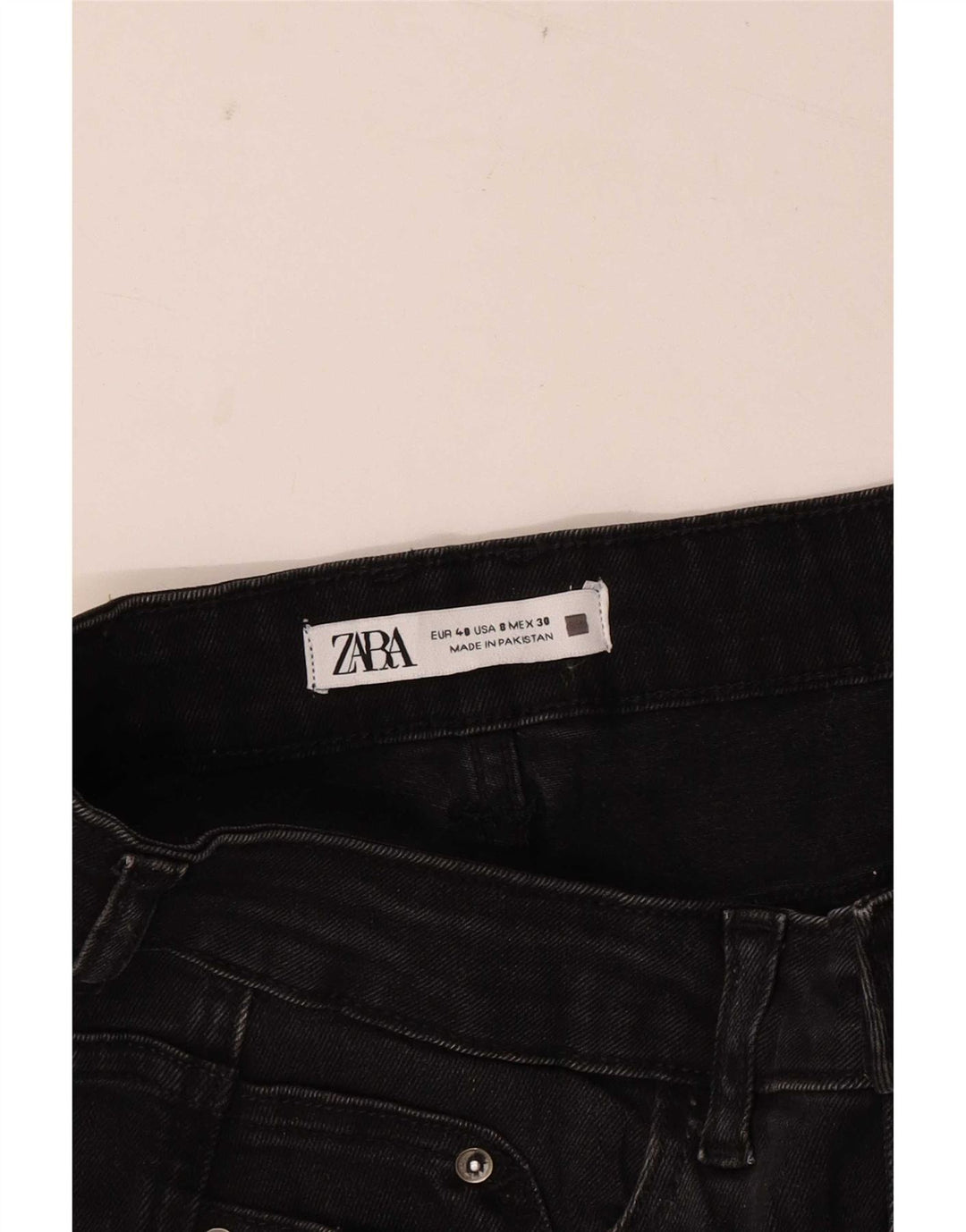 Zara ženske sužene traperice EU 40 srednje W30 L26 crne