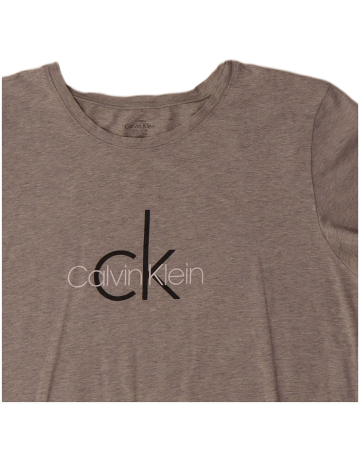 CALVIN KLEIN Ženska majica kratkih rukava s grafičkim motivima UK 18 XL siva