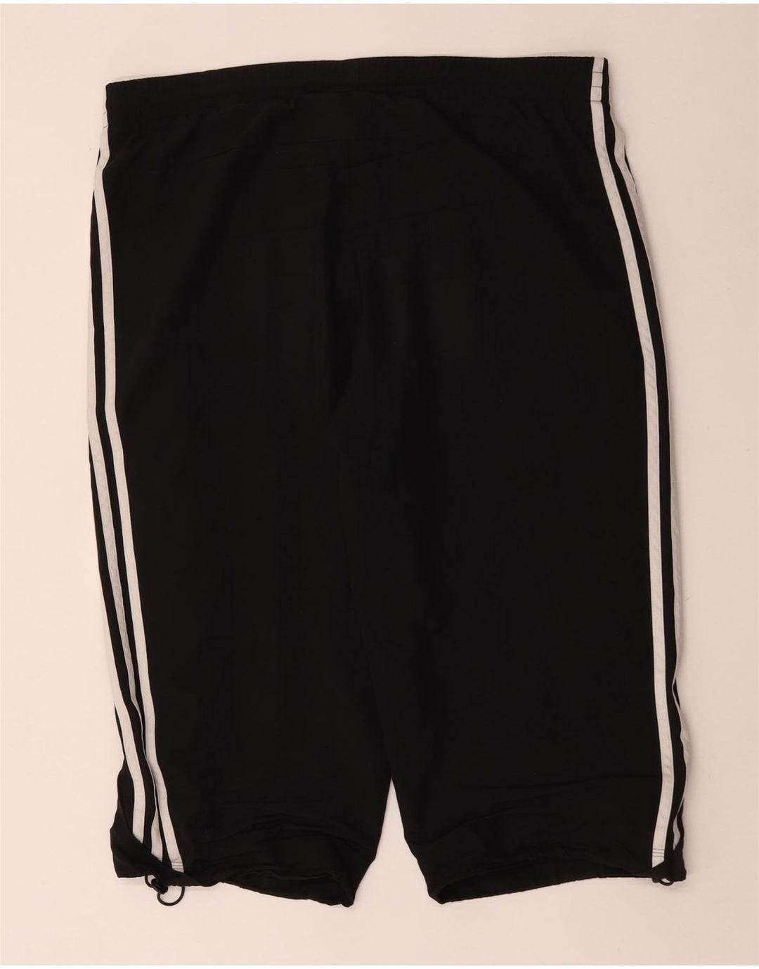 Adidas muške bermude sportske kratke hlače srednje crne boje od poliestera