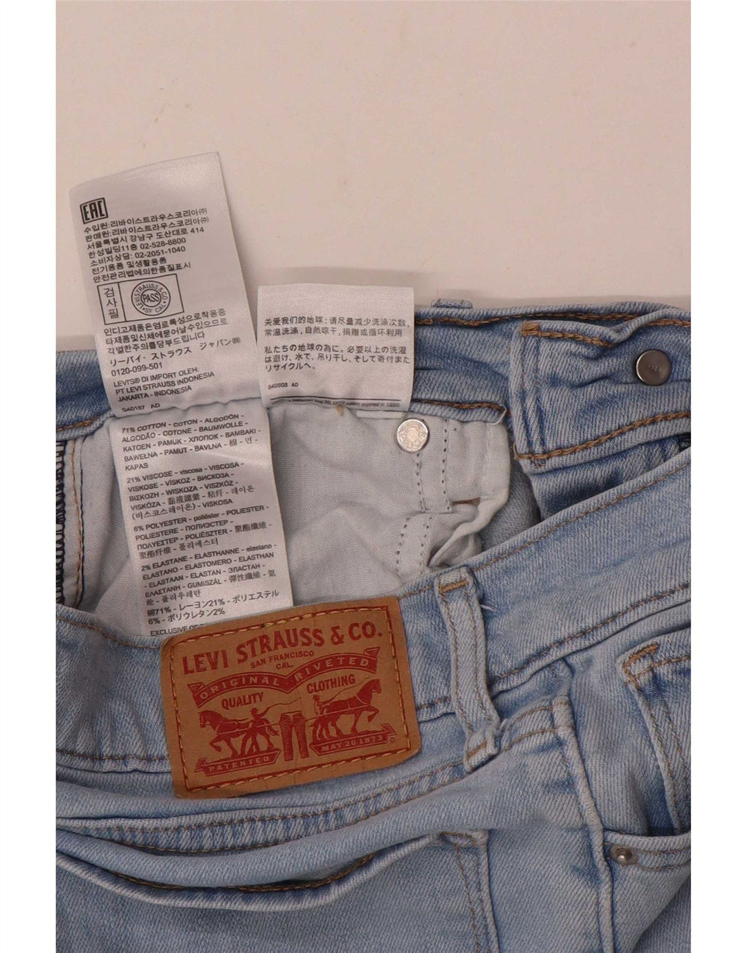 Levi's ženske ravne traperice W25 L26 plavi pamuk