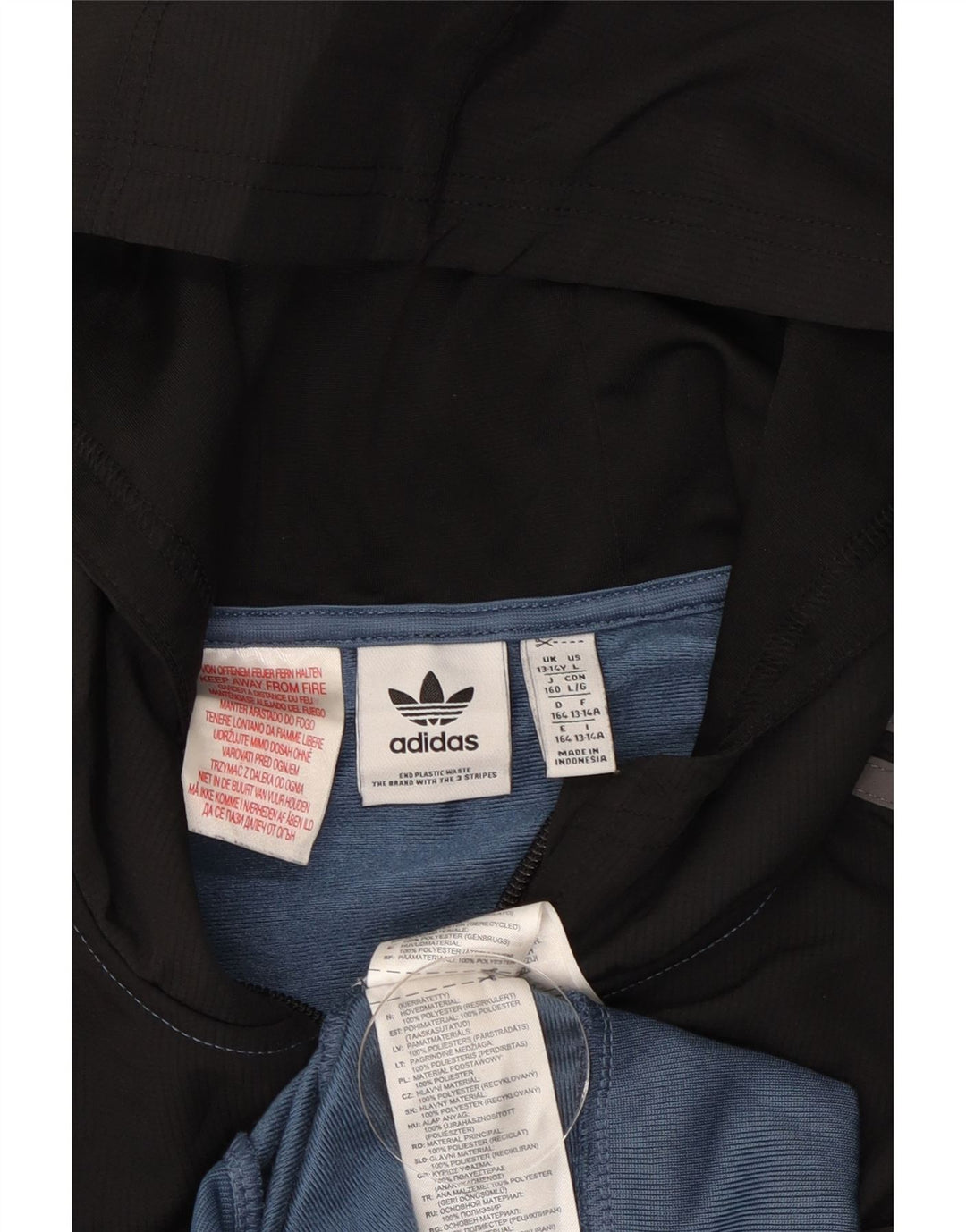 Adidas trenirka za dječake 13-14 godina plava poliesterska boja