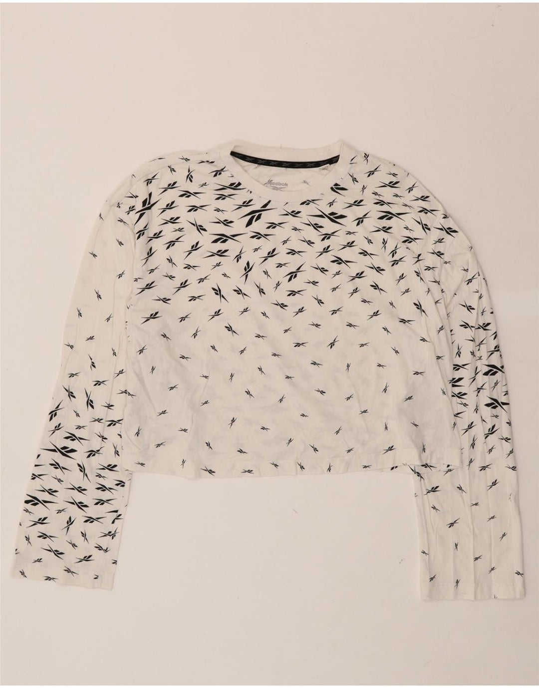 REEBOK Womens Oversized Graphic Crop Top Long Sleeve UK 8/10 Small White Vintage Reebok and Second-Hand Reebok from Messina Hembry 