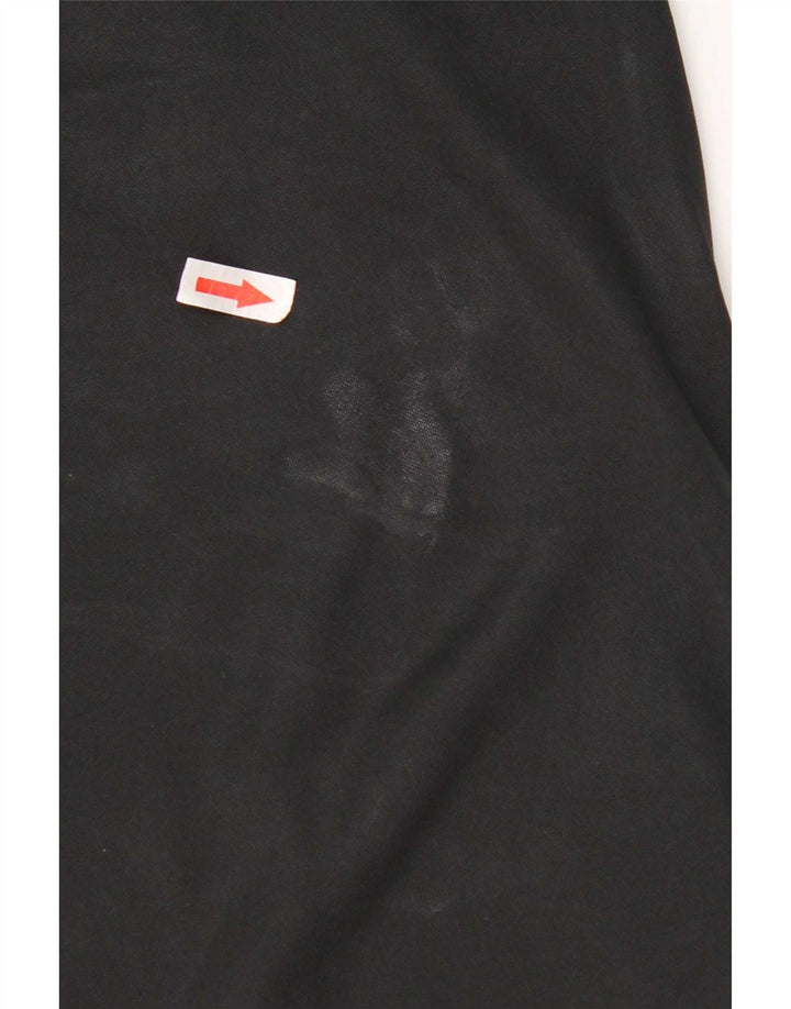 Nike Dri Fit majica s izrezom i srednjim gornjim dijelom trenirke od crnog poliestera