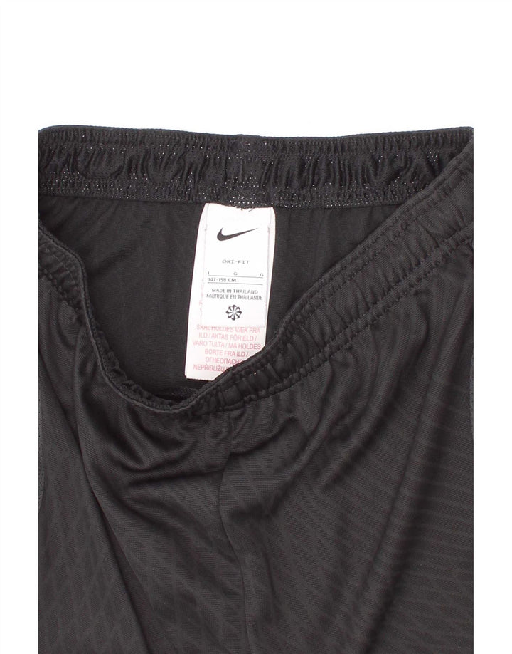 Nike Boys Dri Fit sportske kratke hlače 12-13 godina, veliki crni karirani poliester