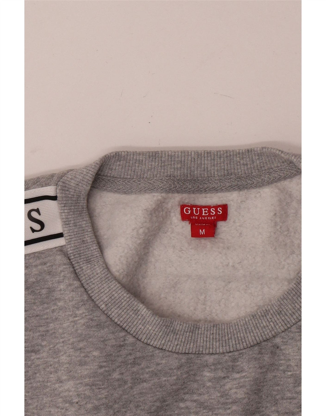 Guess Ženska kratkotrajna majica s grafičkim motivima UK 14 srednje sive boje