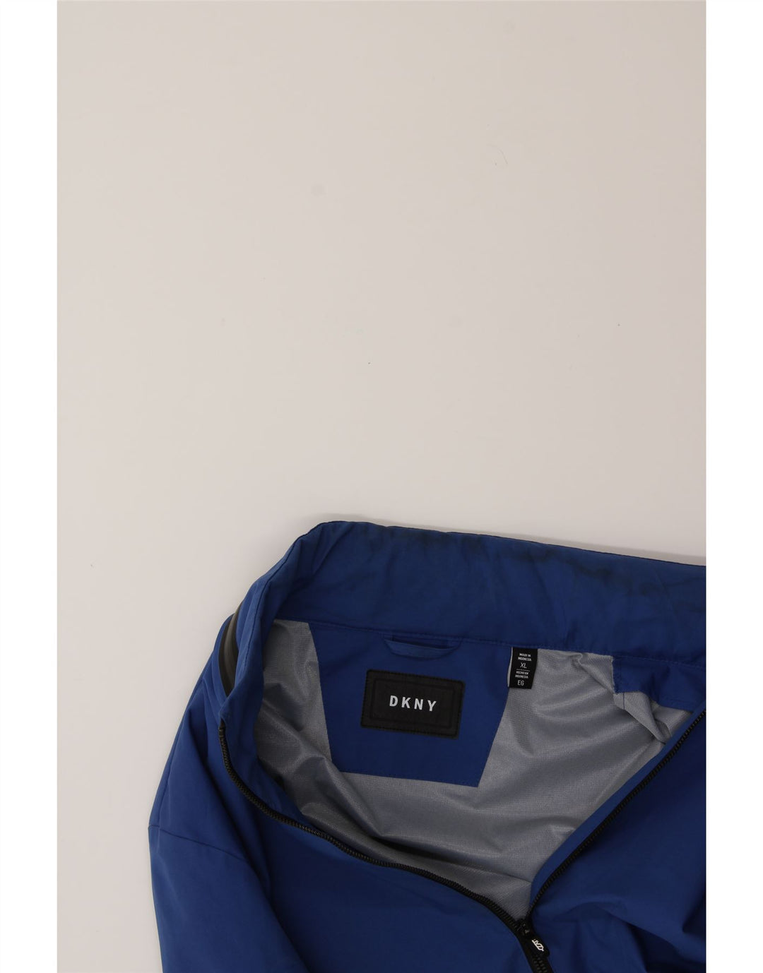 DKNY Mens Hooded Rain Jacket UK 42 XL Navy Blue Polyester Vintage Dkny and Second-Hand Dkny from Messina Hembry 