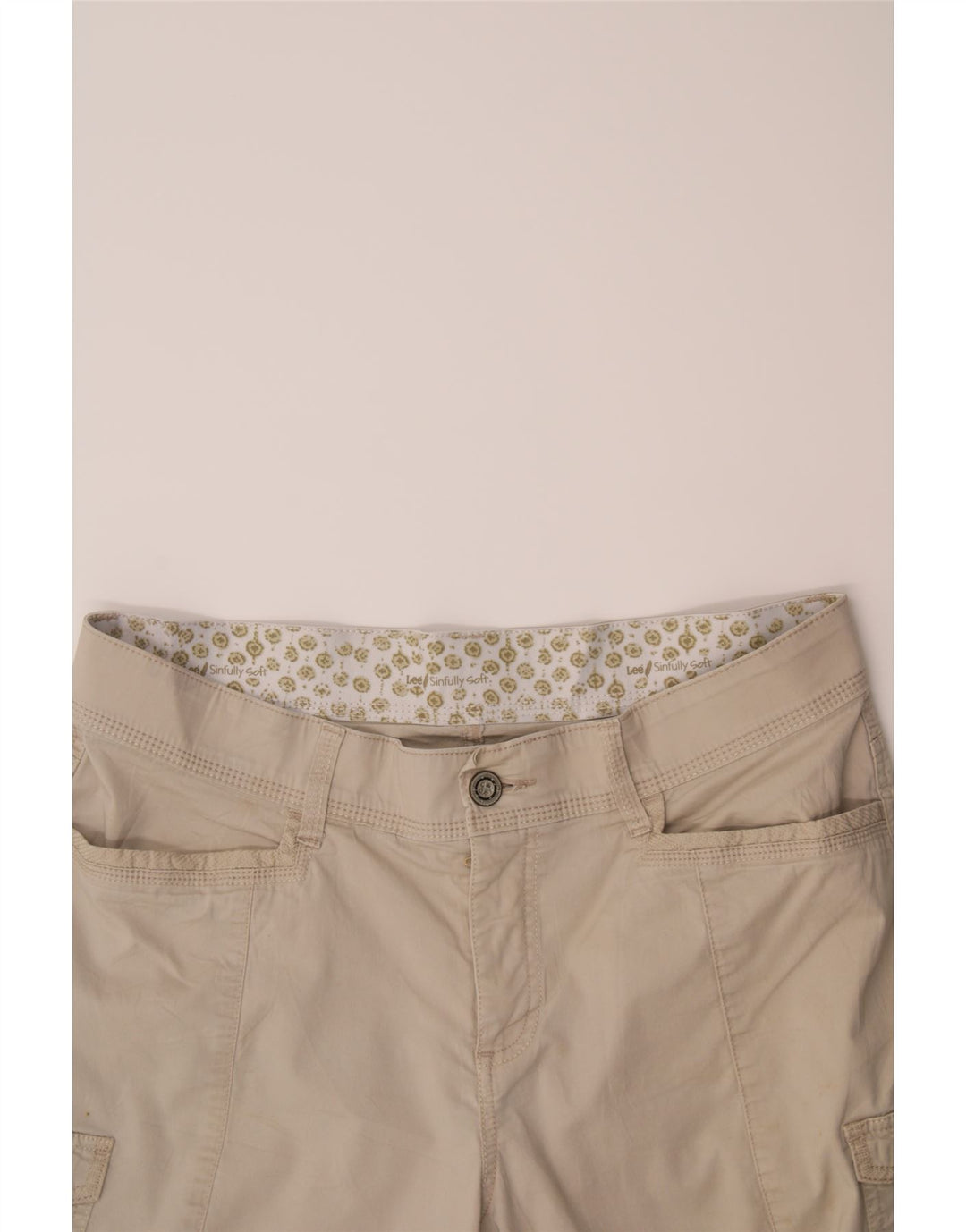 LEE Womens Cargo Shorts US 14 XL W34 Beige Cotton Vintage Lee and Second-Hand Lee from Messina Hembry 