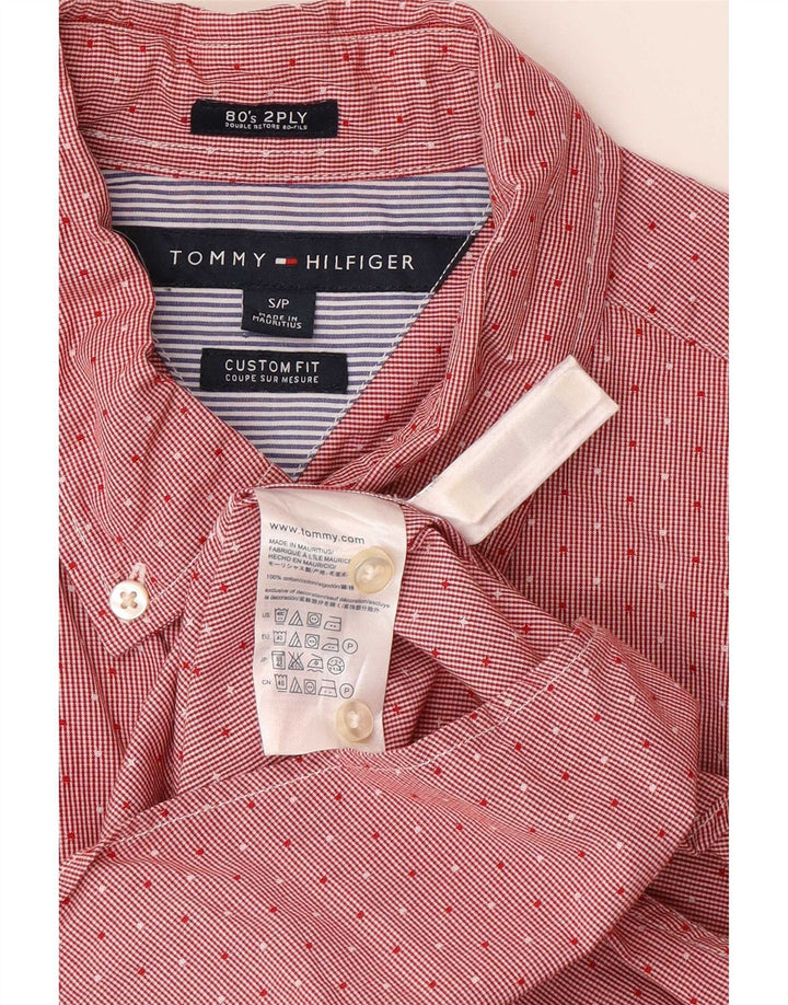 Tommy Hilfiger muška majica prilagođenog kroja, pamuk s malim crvenim točkicama