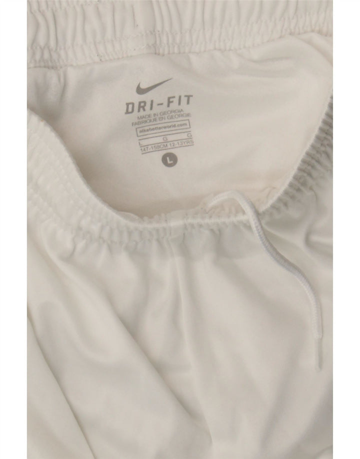 NIKE Boys Dri Fit Sport Shorts 12-13 Years Large White Polyester Vintage Nike and Second-Hand Nike from Messina Hembry 