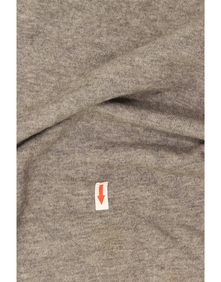 Fred Perry muški džemper s okruglim izrezom srednje sive boje s pjegama