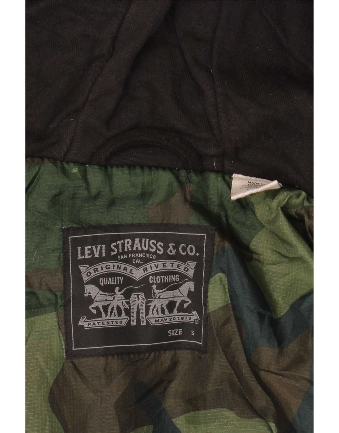 Levi's muška flanelska košulja s kapuljačom, mali crveni karirani